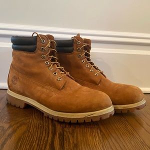 Timberland 6” Premium Waterproof Boot w/ Insole - Men’s 12W - good condition